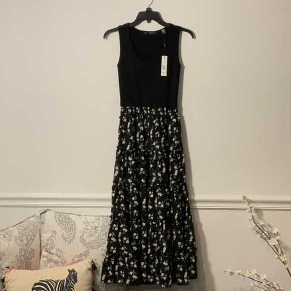 Tahari Dresses & Skirts - Tahari Black and White Floral Maxi Dress